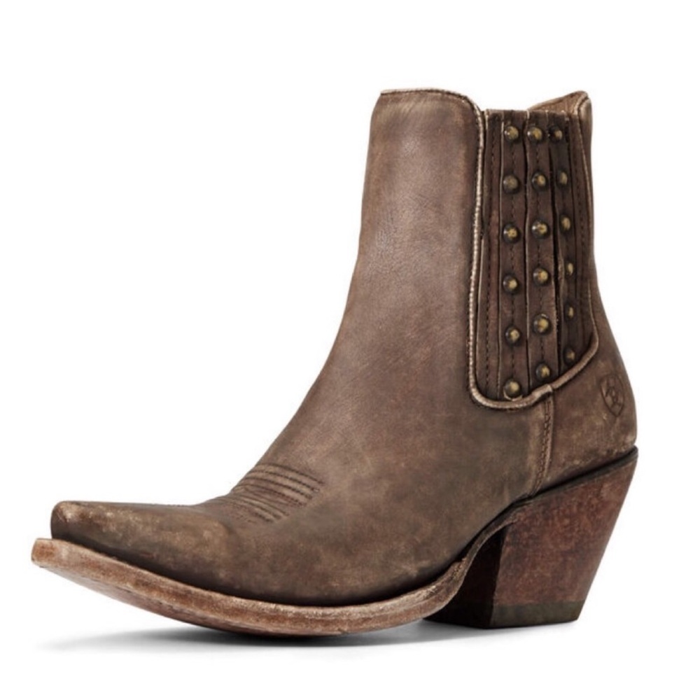 Ariat New West Eclipse Snip Toe Distressed Leather Studded Western Boots size 9B